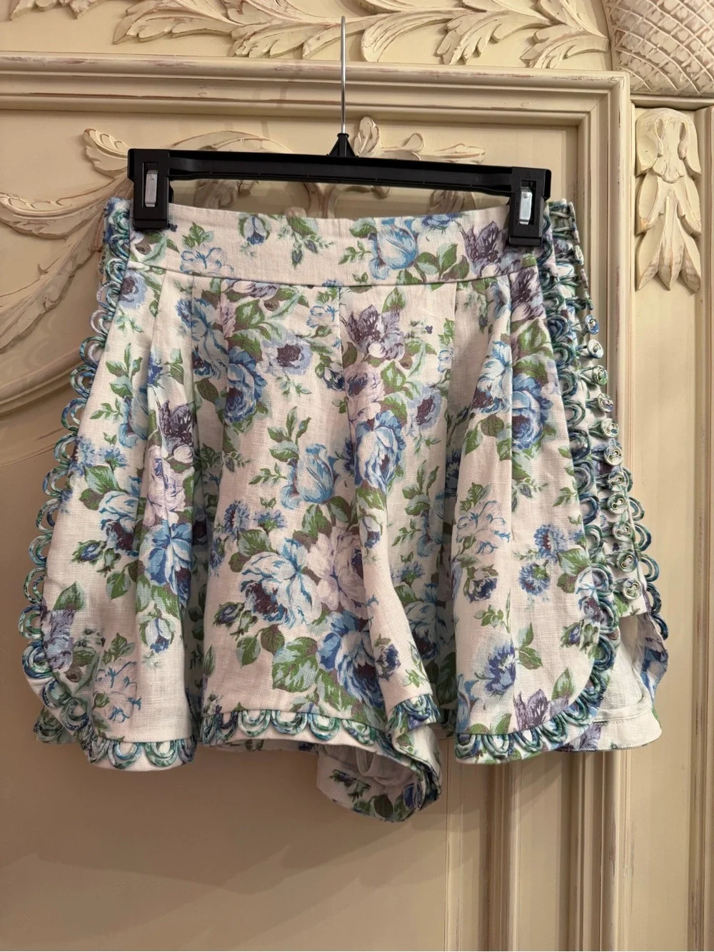 Zimmermann Whitewave Shorts Size 1 , US 4-6 - Picture 3 of 9